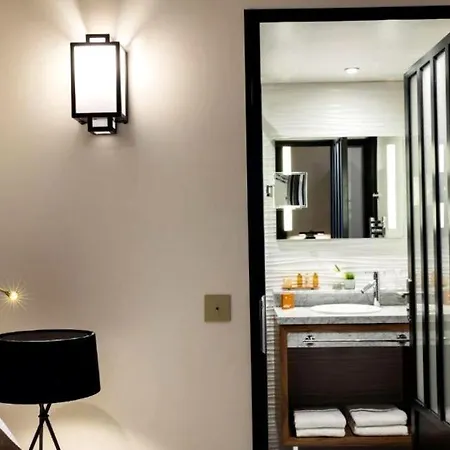 U Parku Πανσιόν *